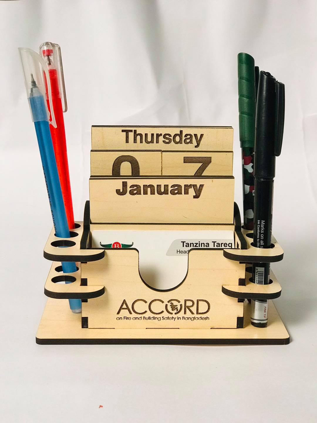 Wooden Desk Calendar Wooden Desk Calendar