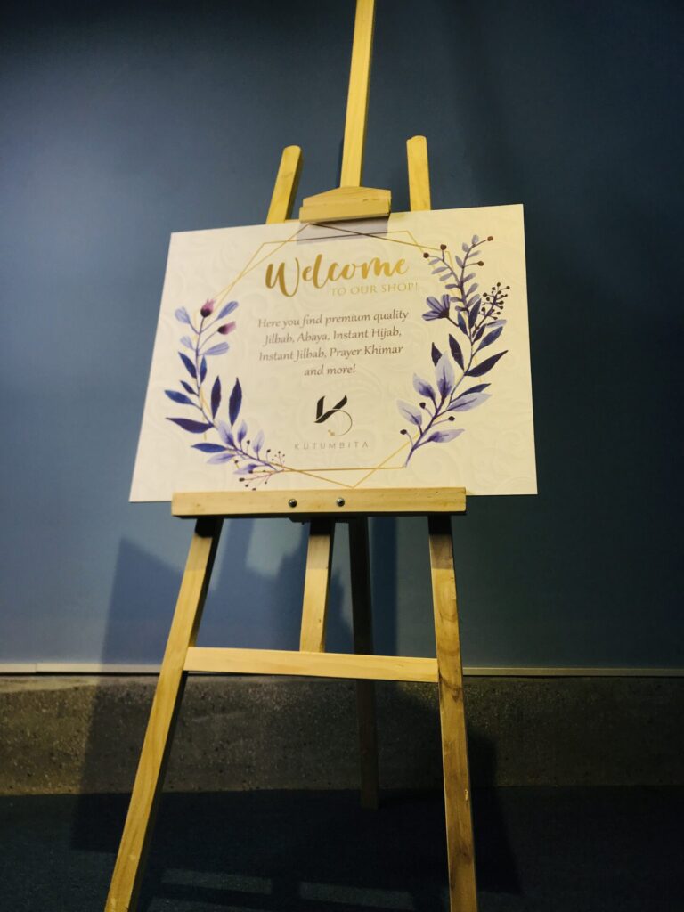 Wedding Easel at Lowest Price in Bangladesh Buy Now! Wrapup BD All in 1 Packaging Solution