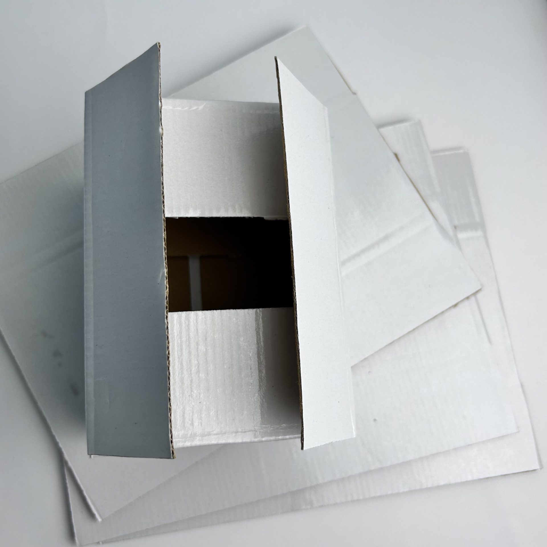 medium size carton box medium size carton box