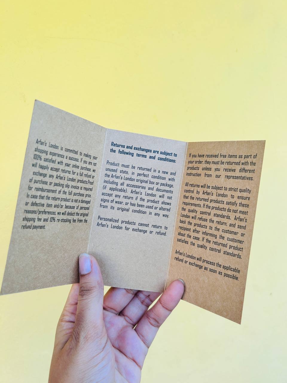 Brown Tri fold instruction card Brown Tri fold instruction card