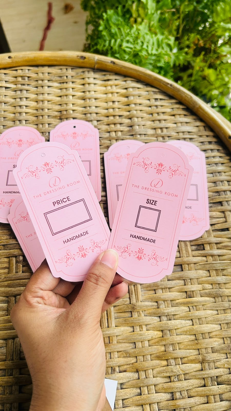 Arched Top Shaped Hang Tag